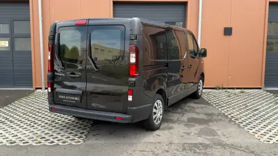 Renault Trafic 2.0 dCi 120 — Utilitaire fiable, faible kilométrage, équipé Business — Miniature 8