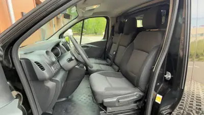 Renault Trafic 2.0 dCi 120 — Utilitaire fiable, faible kilométrage, équipé Business — Miniature 21