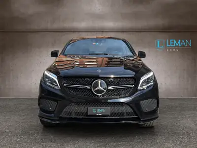 Mercedes-Benz GLE Coupé 350 d 4Matic — SUV premium diesel, 72 000 km, full options AMG — side view