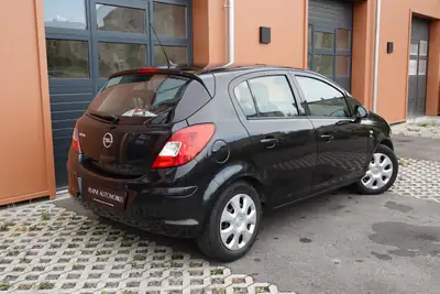 Opel Corsa 1.4 TP — Citadine fiable, sièges chauffants et 8 pneus inclus — Miniature 7