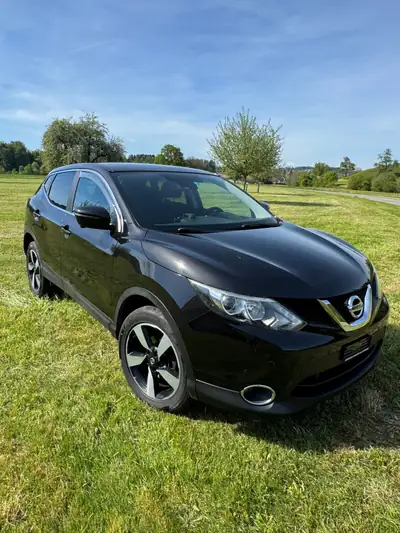 Nissan Qashqai 1.6 dCi N-Connecta 4x4 — SUV robuste, 4 roues motrices et faible consommation — côté