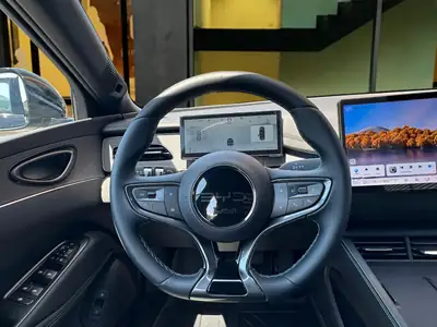 BYD SEAL 6 DM-i Touring Boost — Hybride rechargeable 184 ch, autonomie 1350 km, quasi neuf — Miniature 11