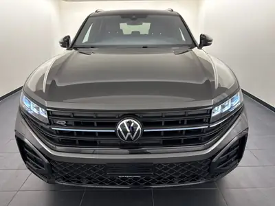 VW Touareg 3.0 TDI R-Line — SUV premium 2026, direction intégrale et attelage — Thumbnail 16