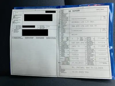 Hyundai i30 1.6 CRDi 136 PS — Berline fiable, faible consommation, équipement complet — Thumbnail 12