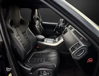 Land Rover Range Rover Sport 5.0 V8 SVR — 550 ch, Prestige all-terrain — Thumbnail 9