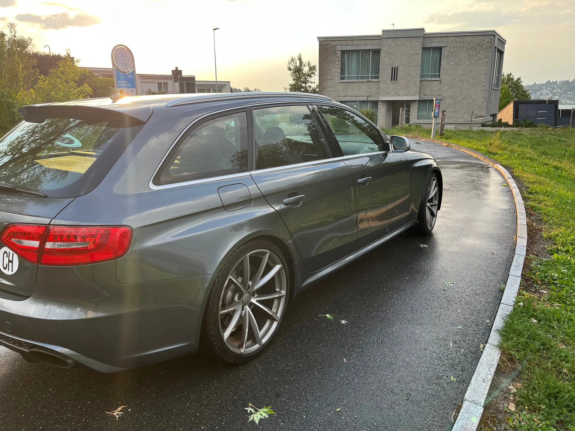 Audi RS4 2012 occasion Luzern — 3