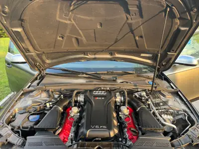 Audi RS4 Avant 4.2 V8 FSI — Break haute performance, freins neufs, sans accident — Miniature 11