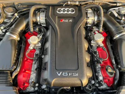 Audi RS4 Avant 4.2 V8 FSI — Break haute performance, freins neufs, sans accident — Miniature 12