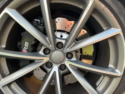 Audi RS4 Avant 4.2 V8 FSI — Break haute performance, freins neufs, sans accident — Miniature 16