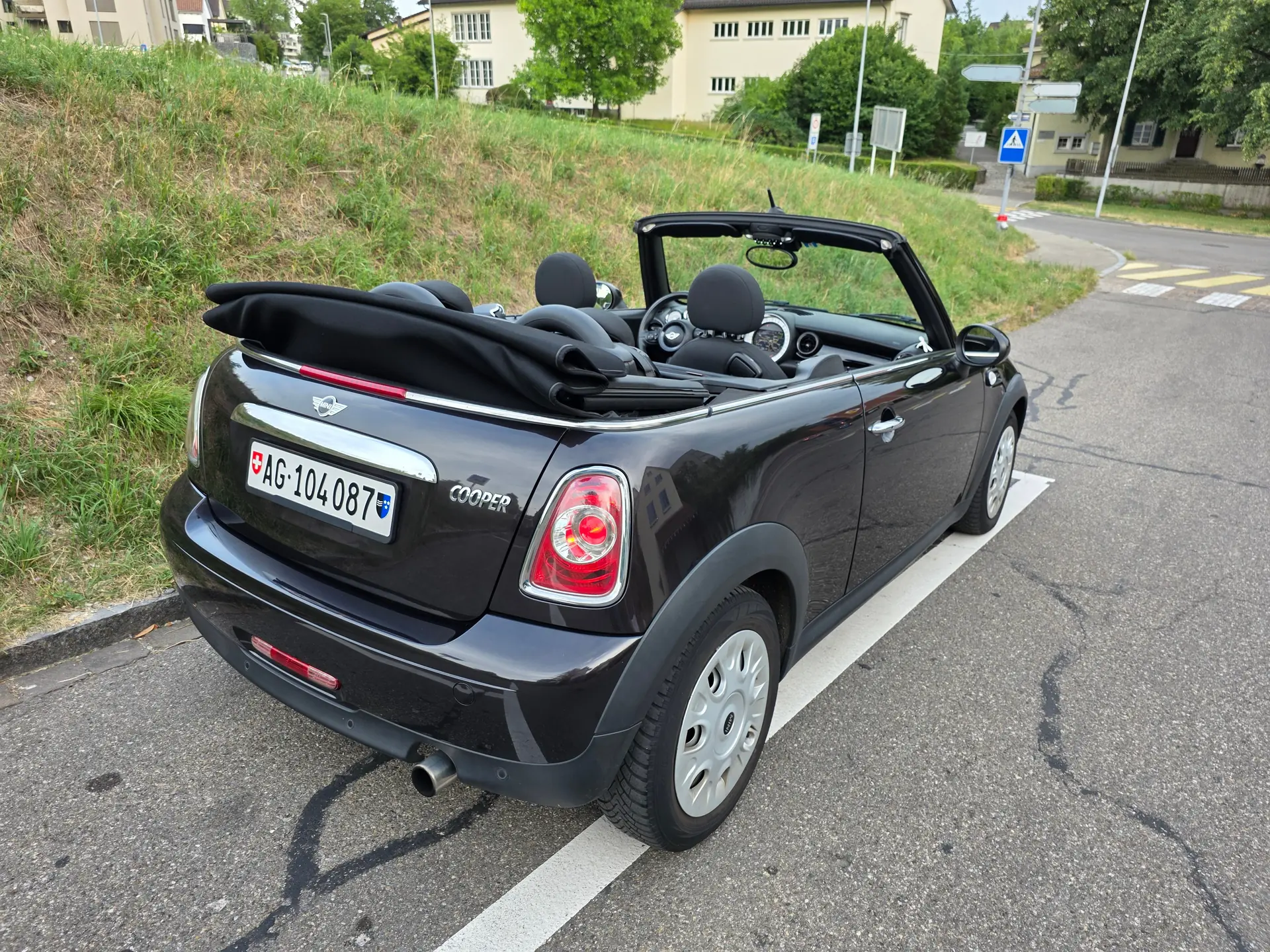 MINI Cabrio 2013 — Cabriolet urbain automatique, faible kilométrage