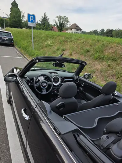 MINI Cabrio 2013 — Cabriolet urbain automatique, faible kilométrage — Miniatura 7