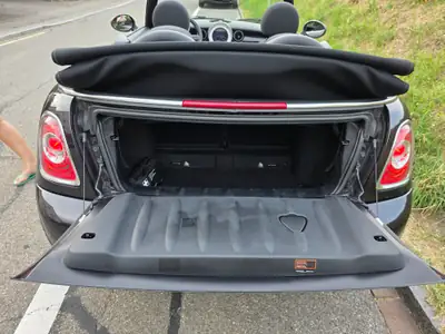MINI Cabrio 2013 — Cabriolet urbain automatique, faible kilométrage — Miniatura 19