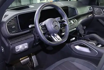 Mercedes-Benz GLE 63 AMG S 4MATIC+ — Performance maximale, 612 ch et équipements complets — tableau de bord