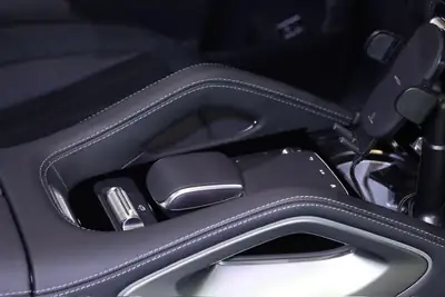 Mercedes-Benz GLE 63 AMG S 4MATIC+ — Performance maximale, 612 ch et équipements complets — Miniature 9