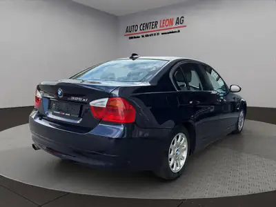 BMW 325xi 2006 — Berline polyvalente Xdrive, entretien complet et équipements premium — detail
