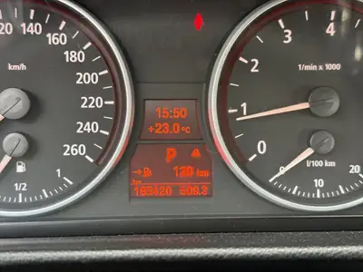 BMW 325xi 2006 — Berline polyvalente Xdrive, entretien complet et équipements premium — Thumbnail 11