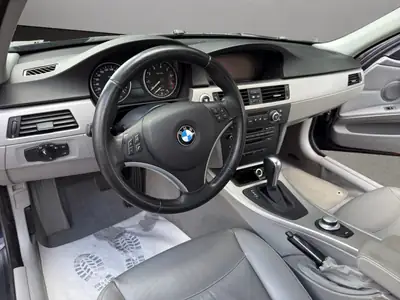 BMW 325xi 2006 — Berline polyvalente Xdrive, entretien complet et équipements premium — Thumbnail 10