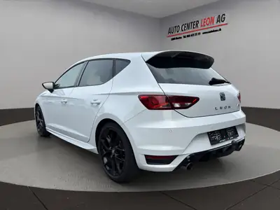 SEAT Leon 1.8 TSI FR Line — Berline dynamique, 180 ch, sans accident — interior
