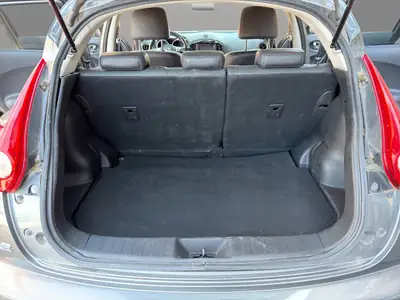 Nissan Juke 1.6 Acenta — SUV compact fiable, sans accident, prêt à l'emploi — Thumbnail 13