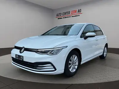 VW Golf 1.0 TSI Value — Citadine fiable, faible consommation, caméra & navigation — Seitenansicht