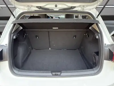 VW Golf 1.0 TSI Value — Citadine fiable, faible consommation, caméra & navigation — Miniatur 19