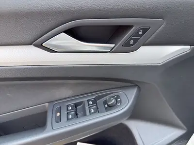 VW Golf 1.0 TSI Value — Citadine fiable, faible consommation, caméra & navigation — Miniatur 20