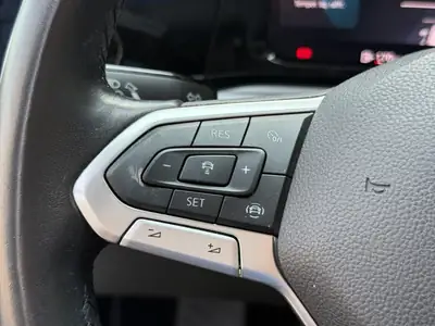 VW Golf 1.0 TSI Value — Citadine fiable, faible consommation, caméra & navigation — Miniatur 24