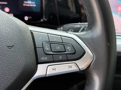 VW Golf 1.0 TSI Value — Citadine fiable, faible consommation, caméra & navigation — Miniatur 25