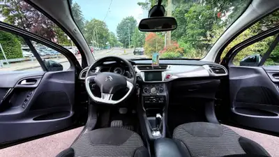 Citroën C3 Aircross 1.4i Swiss Style — Petit SUV compact, sans accident, essence économique — Thumbnail 9