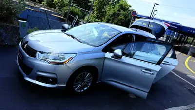 Citroën C4 Berline 1.6 VTi Séduction — Berline fiable, 81'000 km, sans accident — Thumbnail 15