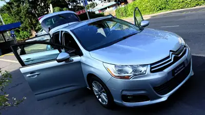 Citroën C4 Berline 1.6 VTi Séduction — Berline fiable, 81'000 km, sans accident — Thumbnail 14
