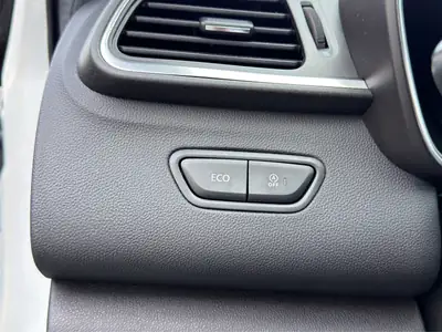 Renault Kadjar 1.2 Turbo Swiss Edition — SUV compact fiable, toit panoramique, sans accident — Thumbnail 10