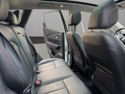 Renault Kadjar 1.2 Turbo Swiss Edition — SUV compact fiable, toit panoramique, sans accident — Thumbnail 18