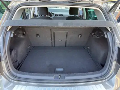 VW Golf 1.4 TSI Lounge DSG — Compacte dynamique, entretien à jour, 8 pneus inclus — Thumbnail 19