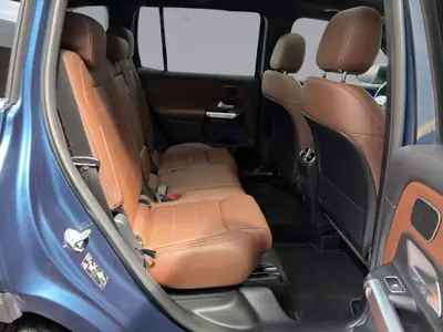 Mercedes-Benz GLB 35 AMG 4matic — SUV compact haute performance, 65 900 km — Thumbnail 15