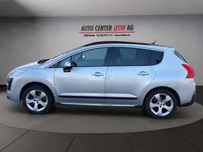 Peugeot 3008 1.6 16V T Sport — SUV compact dynamique, toit panoramique, sans sinistre — rear view