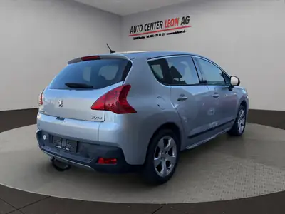 Peugeot 3008 1.6 16V T Sport — SUV compact dynamique, toit panoramique, sans sinistre — detail