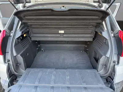 Peugeot 3008 1.6 16V T Sport — SUV compact dynamique, toit panoramique, sans sinistre — Thumbnail 20