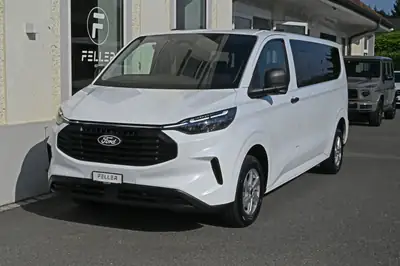 Ford Transit Custom Combi 320 — 8 places, attelage renforcé 3,5T, comme neuf — side view