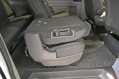 Ford Transit Custom Combi 320 — 8 places, attelage renforcé 3,5T, comme neuf — Thumbnail 19