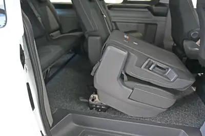 Ford Transit Custom Combi 320 — 8 places, attelage renforcé 3,5T, comme neuf — Thumbnail 20