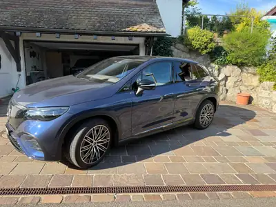 Mercedes-Benz EQE 500 Executive AMG Line 4matic — Berline électrique premium, 23 500 km — vista posteriore