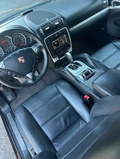 Porsche Cayenne 4.8 V8 S — SUV premium V8 atmosphérique, 384 ch sans compromis — dettaglio