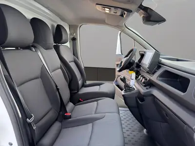 Renault Trafic 2.0 Blue dCi 130 — Utilitaire neuf, attelage 2500 kg, caméra de recul — Thumbnail 21