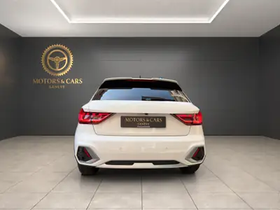 Audi A1 allstreet 30 TFSI — Citadine polyvalente, faible consommation et kilométrage — interior
