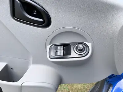 Renault Master L2H2 — Utilitaire diesel fiable, transmission révisée, entretien complet — Miniatura 12