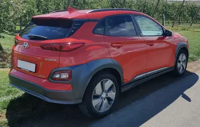 Hyundai Kona 64 kWh Electric Vertex — SUV électrique performant, 106 000 km — Miniature 7