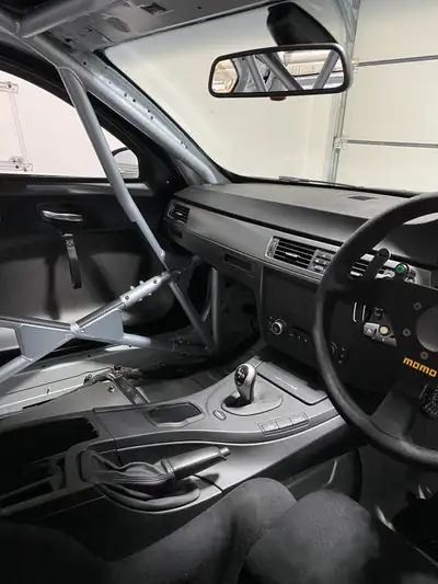 BMW M3 Coupé 2009 — Rennwagen haute performance, 73 000 km seulement — détail
