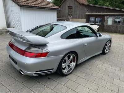Porsche 911 Carrera 4S 3.6 — Coupé sportif mythique, transmission automatique, 136 300 km — Seitenansicht