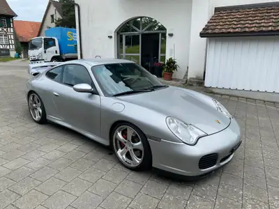 Porsche 911 Carrera 4S 3.6 — Coupé sportif mythique, transmission automatique, 136 300 km — Innenraum